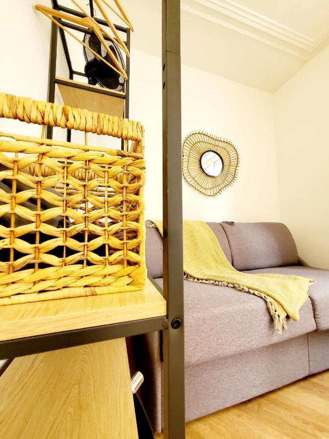 Studio Jeannette Avec Balcon Et Juste A 130 Metres Plage ! Plein Centre ! Wifi - Draps Serviettes Inclus ! Trouville-sur-Mer Bagian luar foto